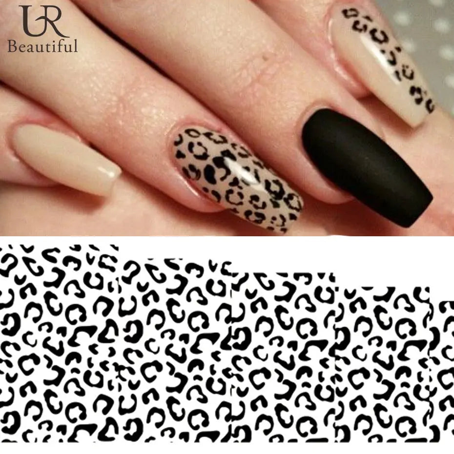 Water transfer leopard art nail black/white. cest du francais